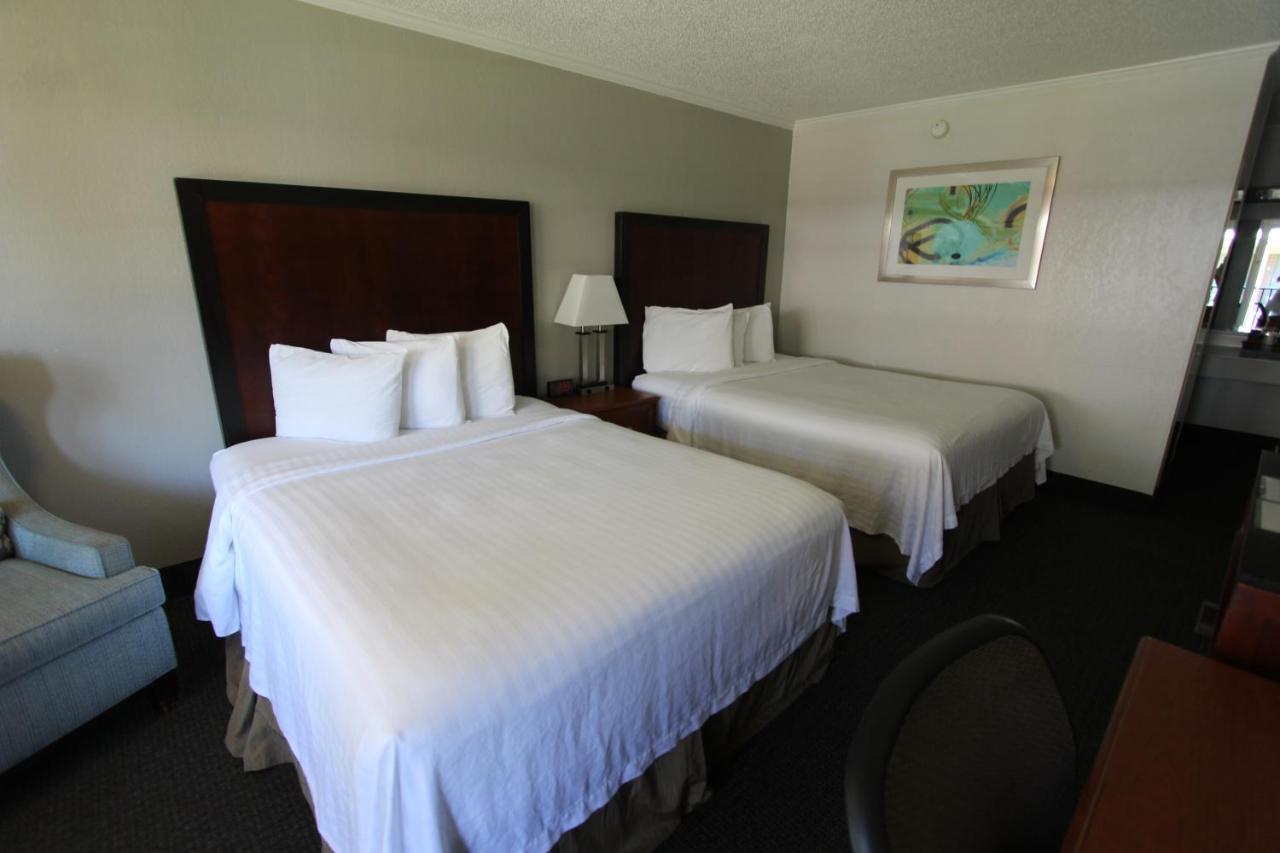 Ferry Pass At Home Inn - Pensacola מראה חיצוני תמונה