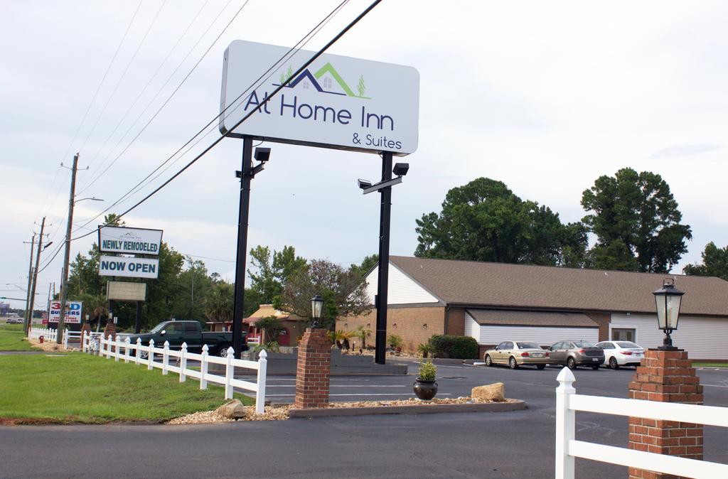 Ferry Pass At Home Inn - Pensacola מראה חיצוני תמונה